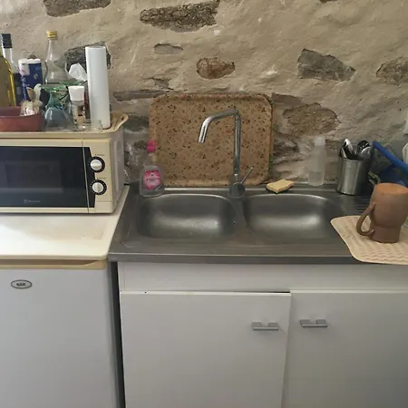 Apartment Beautiful Arched Stone 1 Bd